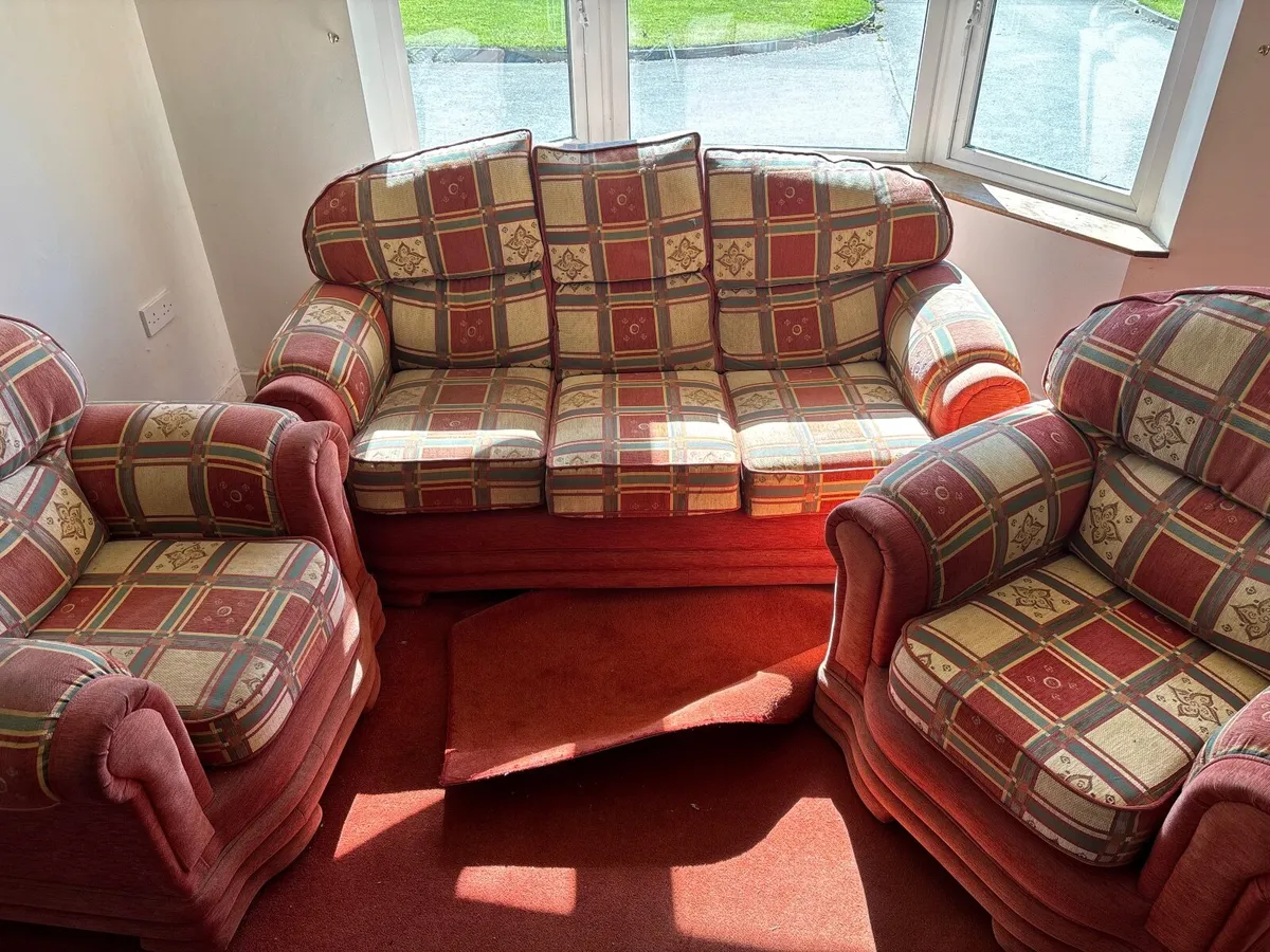 Living room couch set - Image 1