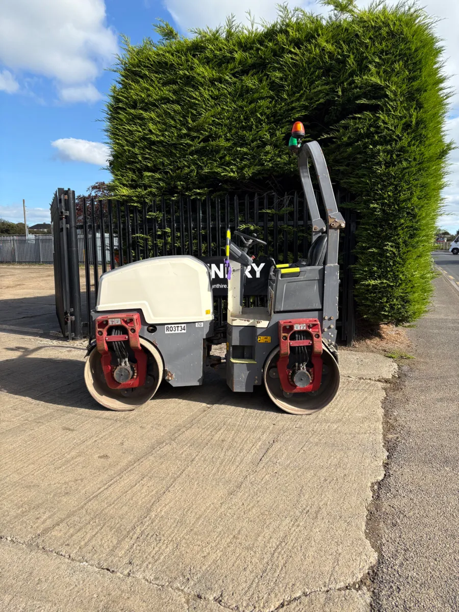 Dynapac 1200 roller - Image 2
