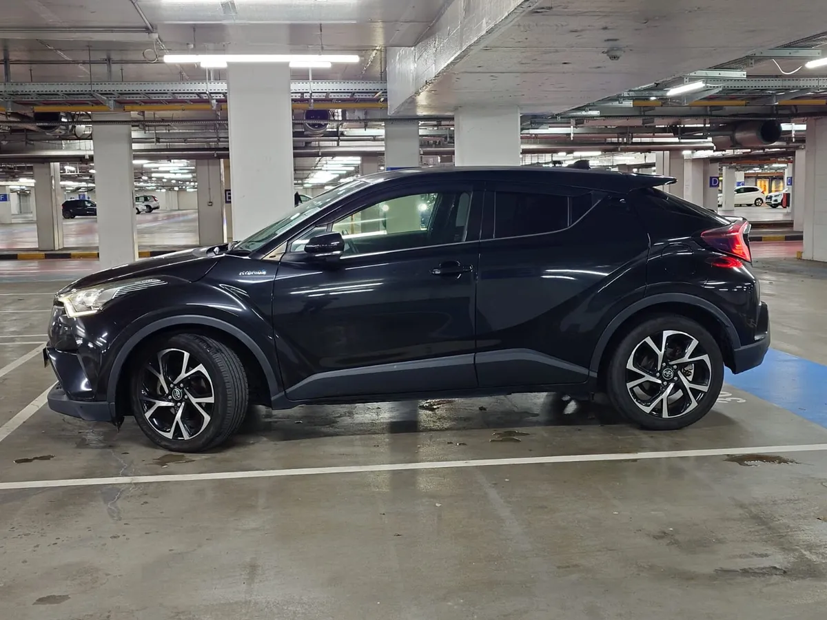 Toyota C-HR 2017 G-LED Package Soundproofed - Image 3
