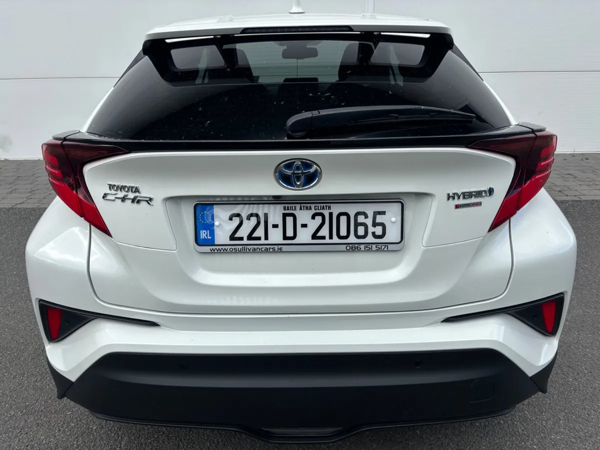 2022 TOYOTA CHR HYBRID LUNA A/T 1 OWNER - Image 2