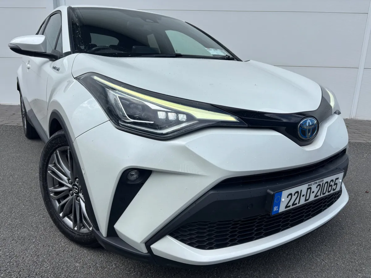 2022 TOYOTA CHR HYBRID LUNA A/T 1 OWNER - Image 1