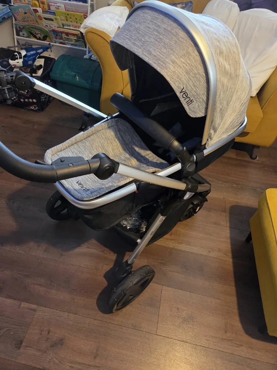 Baby Elegance Venti Pram (By Rosie Connelly) - Image 1