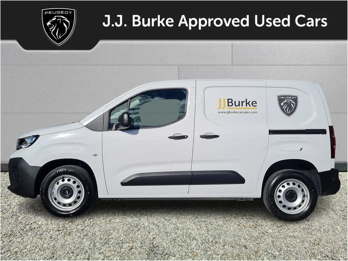 Peugeot Partner PRO Plus 1.5 HDI Auto 130 1000 - Image 3