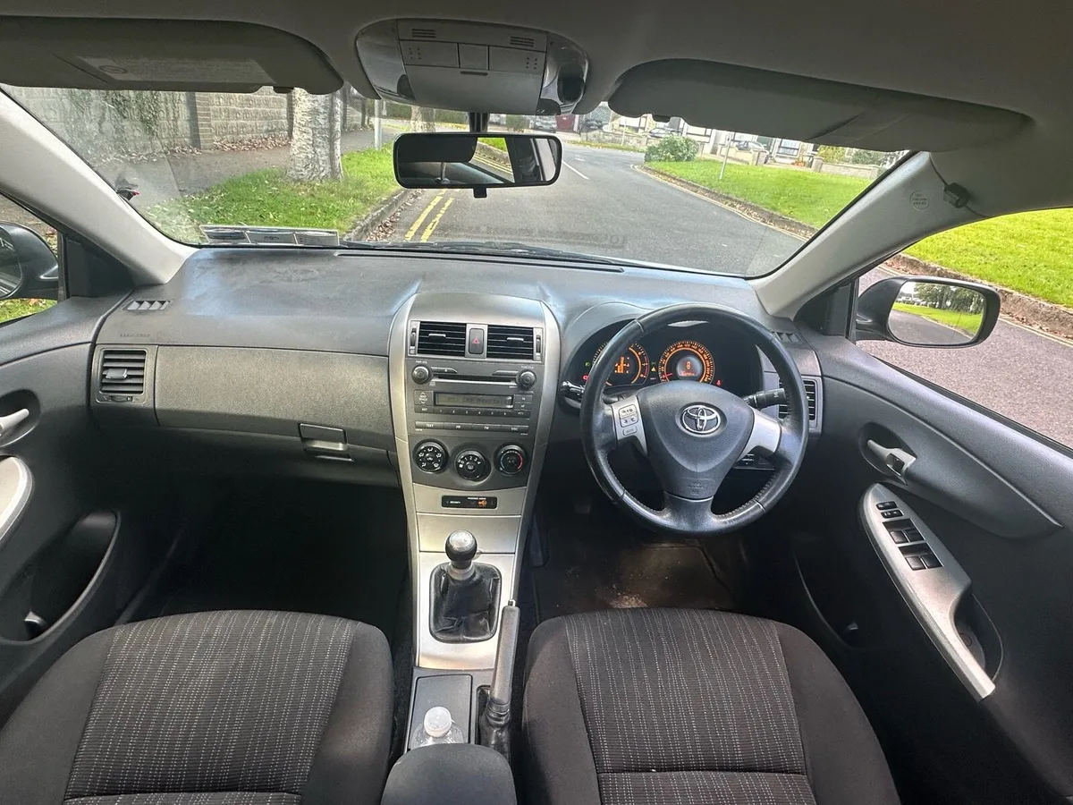 Toyota Corolla Luna VVTI *NCT 08/26* - Image 4
