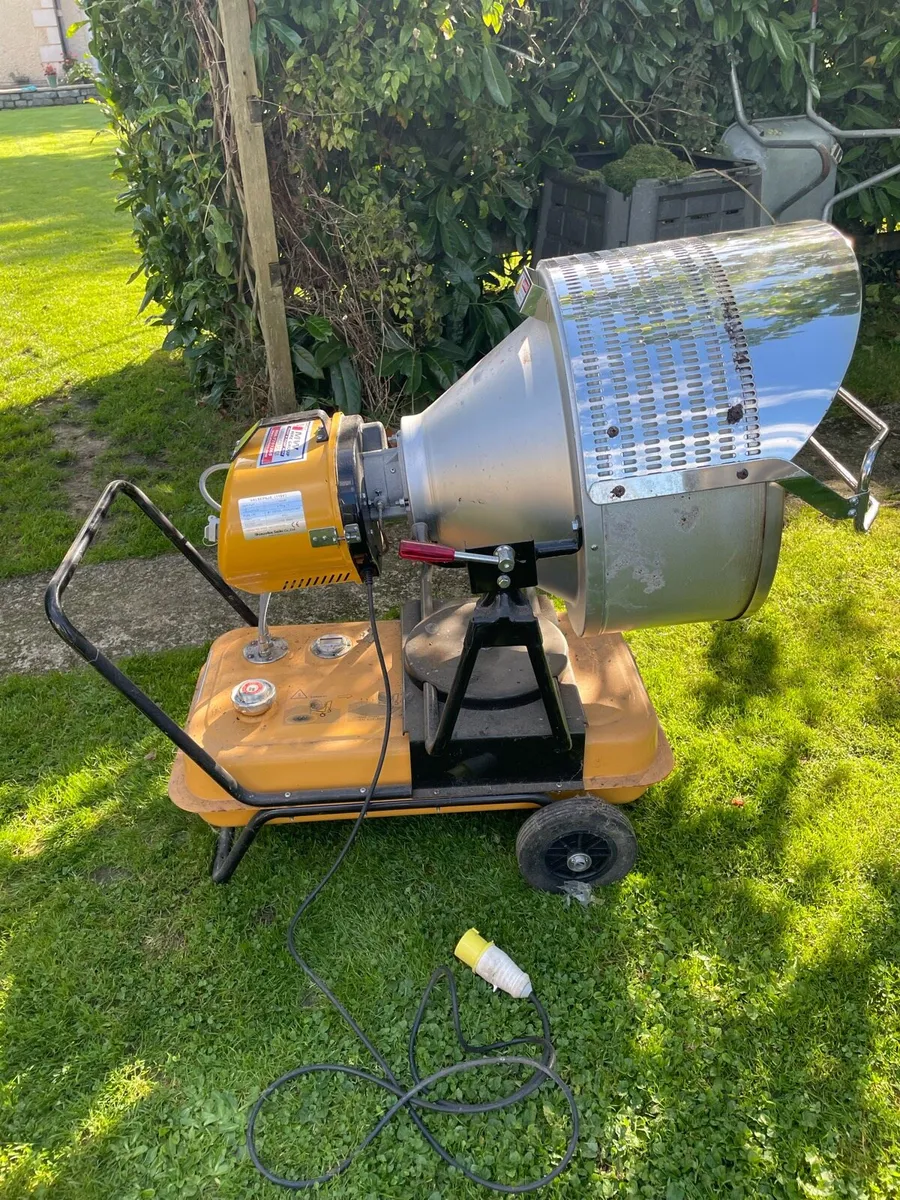 Val 6ep6ja kerosene heater - Image 1
