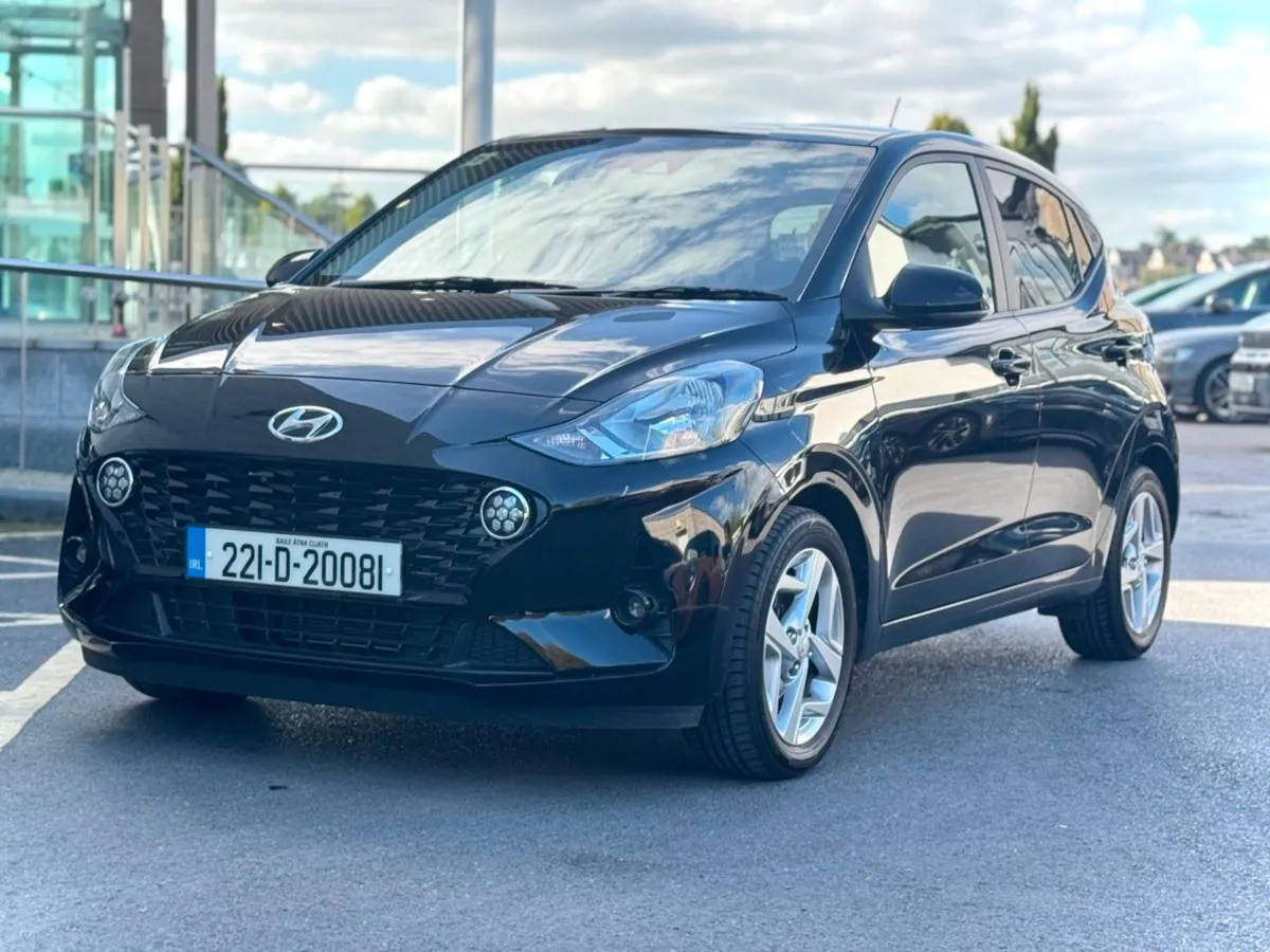Hyundai i10 i10 Deluxe Auto Low Mileage  Rare Car - Image 3