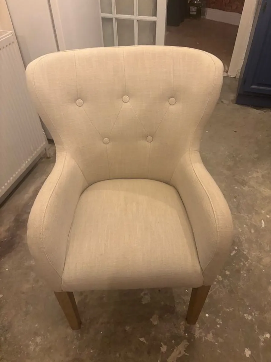 6 Beige Redmonds dining chairs, need to get rid of them asap - Image 1