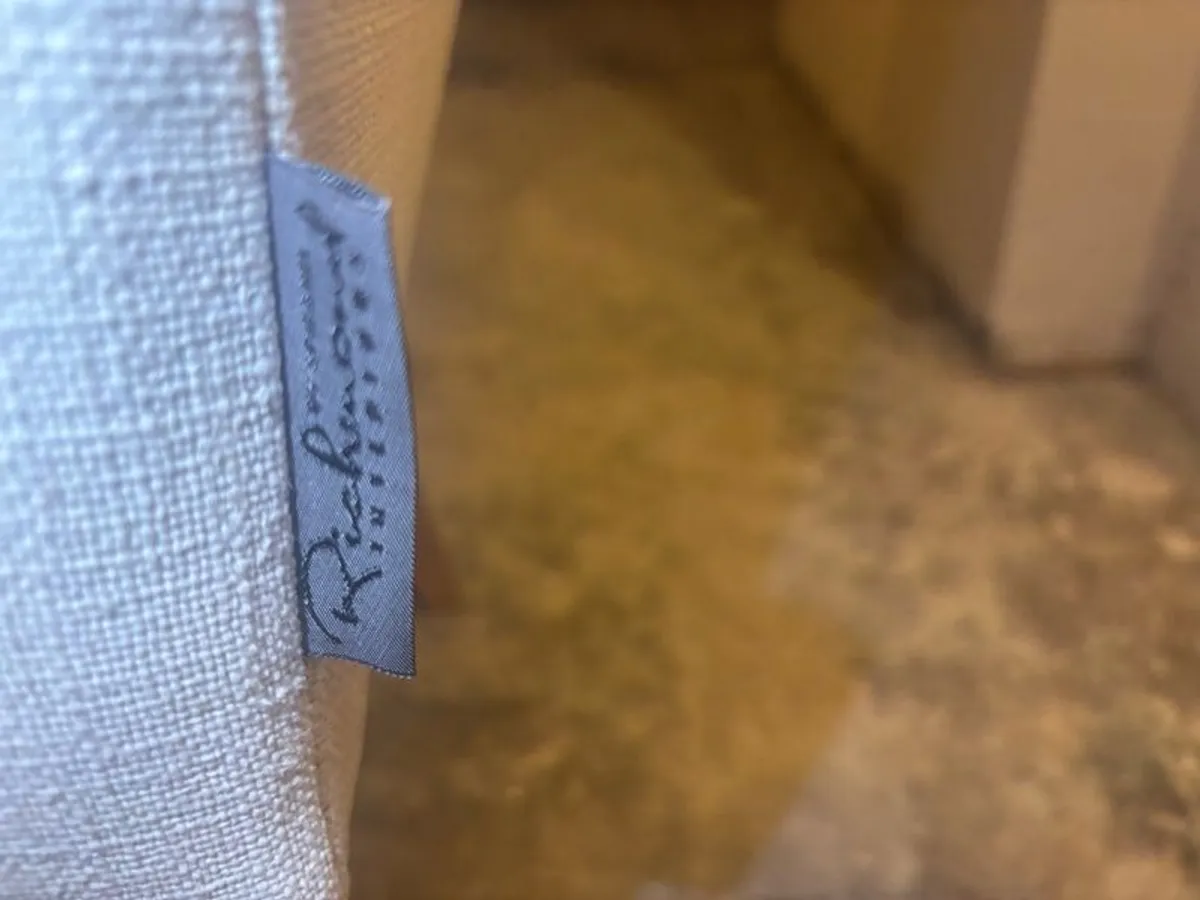 6 Beige Redmonds dining chairs, need to get rid of them asap - Image 3