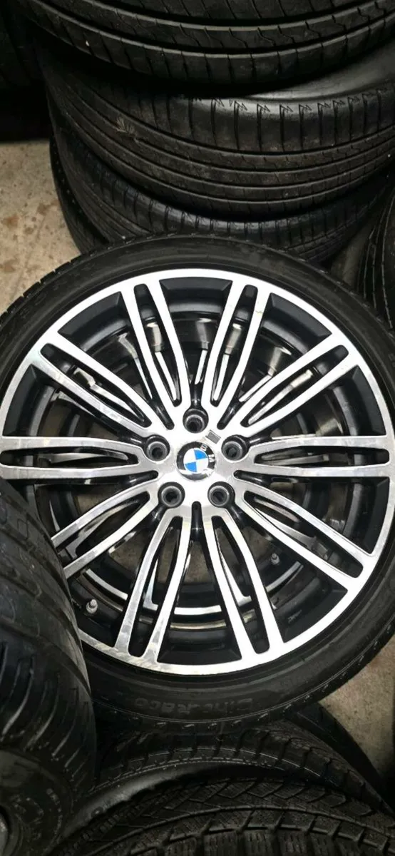 Genuine 19" bmw alloys - Image 4