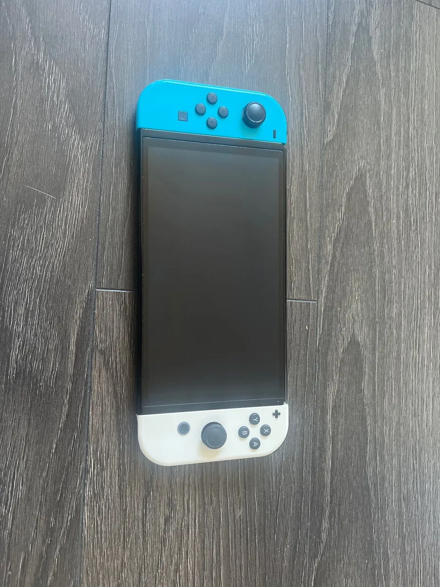 Nintendo switch OLED white - Image 1