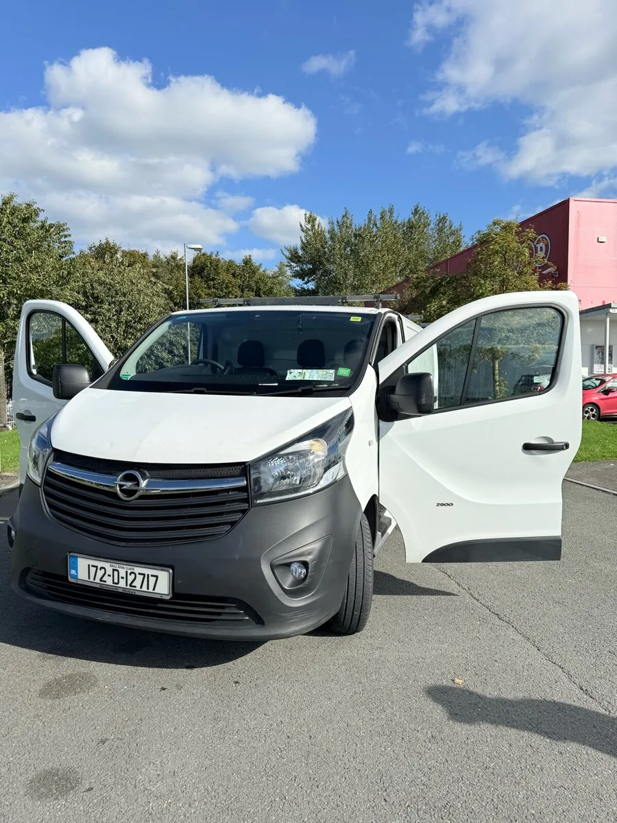 Van Opel vivaro 2017 - Image 4
