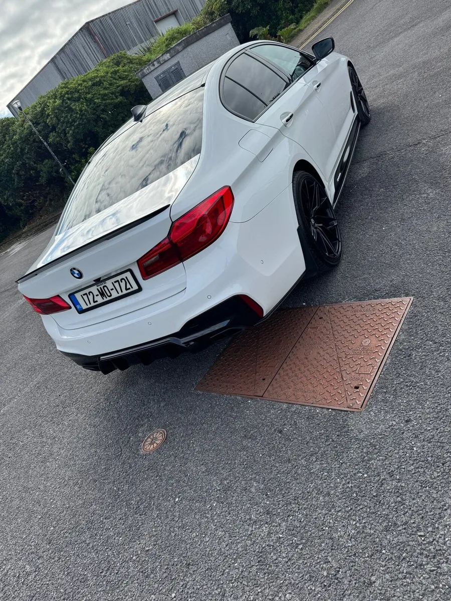 2017 BMW 5 Series M Sport - Image 4