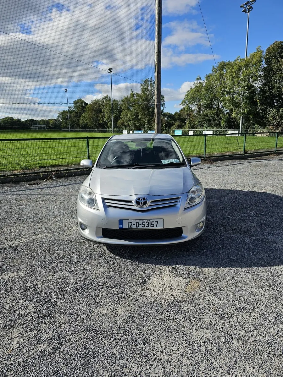 Toyota Auris 2012 - Image 3