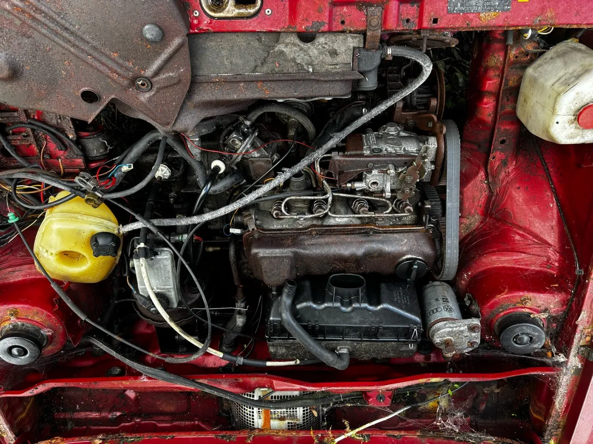 1983 Vw golf/ Jetta 1.6 engine and box - Image 2