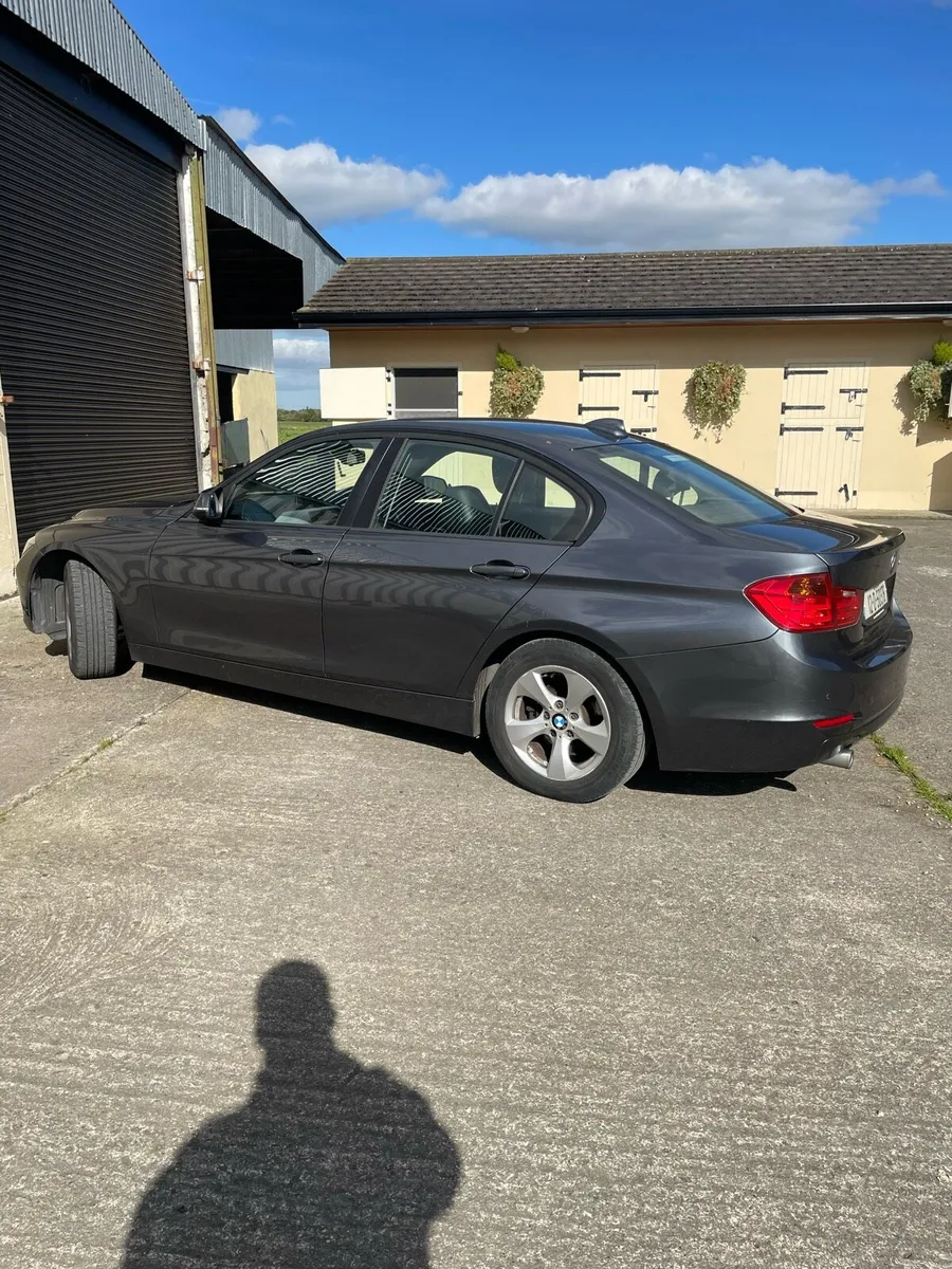 BMW 3 Series - Image 4