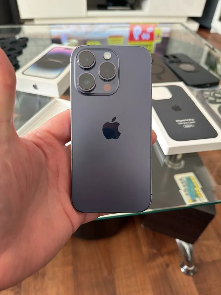 IPhone 14 Pro - Image 1