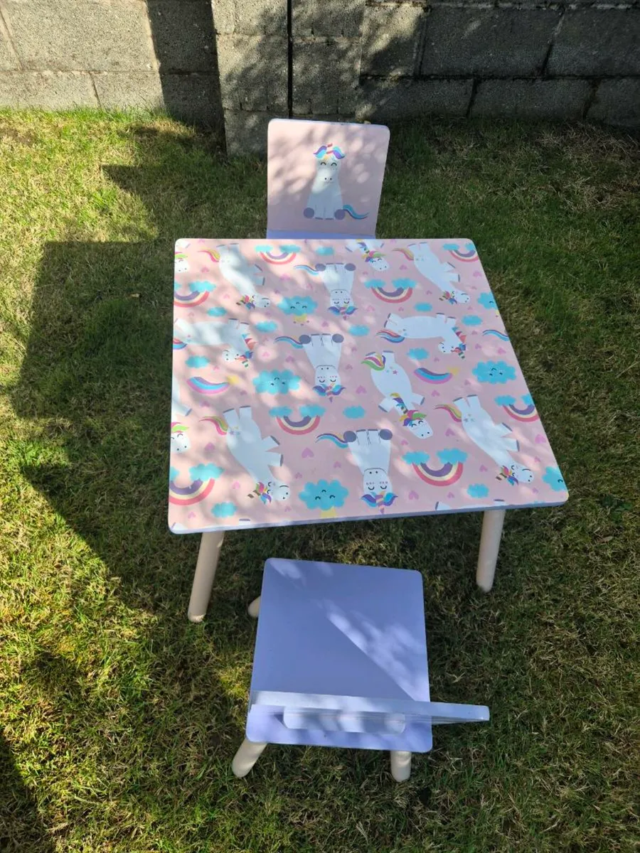 Table 2 chairs - Image 2