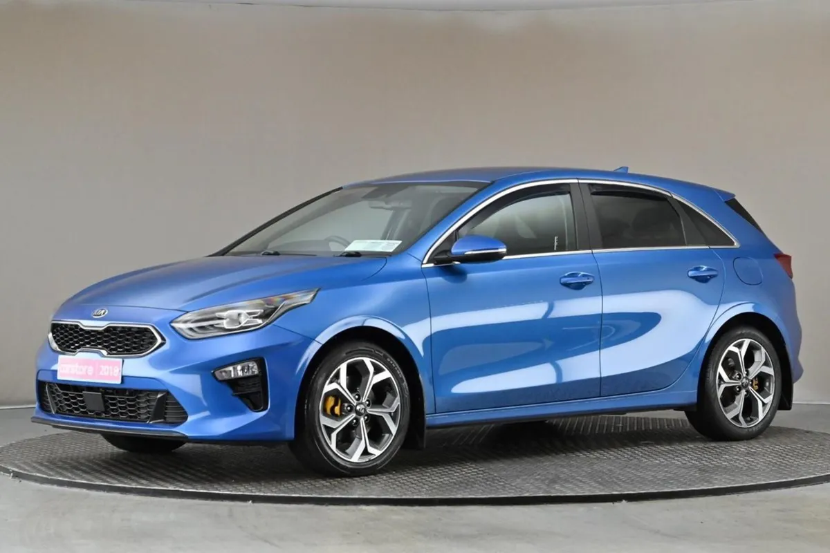 Kia Ceed 1.4 K5 6spd  full Leather carplay androi - Image 4