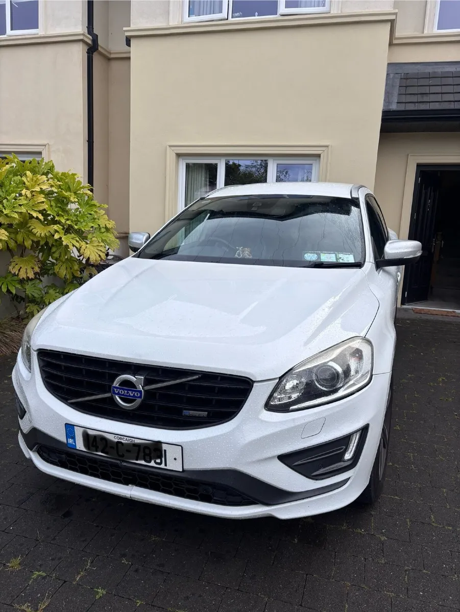 Volvo XC60 2014 D4 R-DESIGN LUX 181BH - Image 1