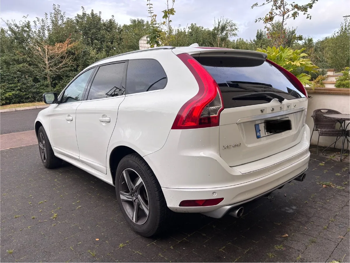 Volvo XC60 2014 D4 R-DESIGN LUX 181BH - Image 2