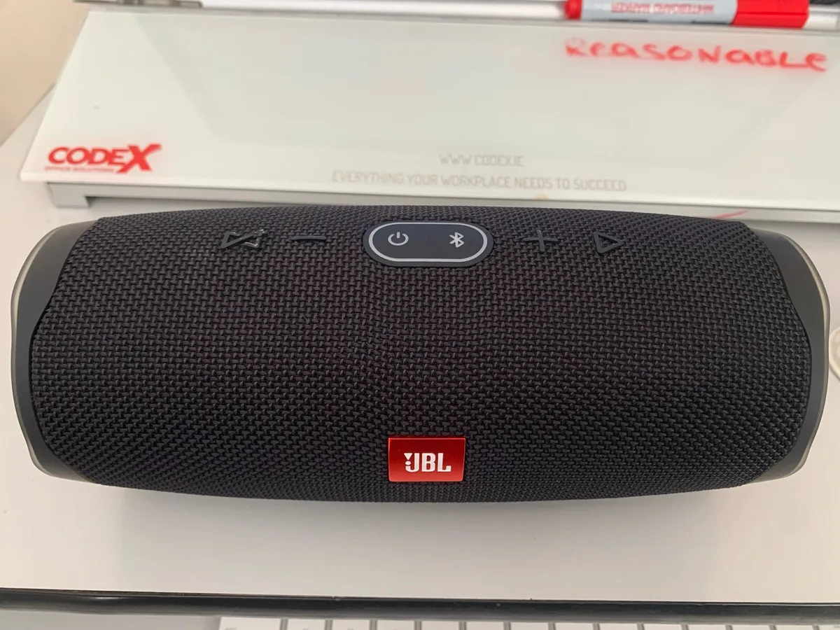 JBL  Charge 4 - Image 1