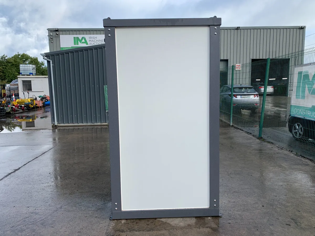 UNRESERVED BASTONE SINGLE TOILET BLOCK FOR AUCTION - Image 3