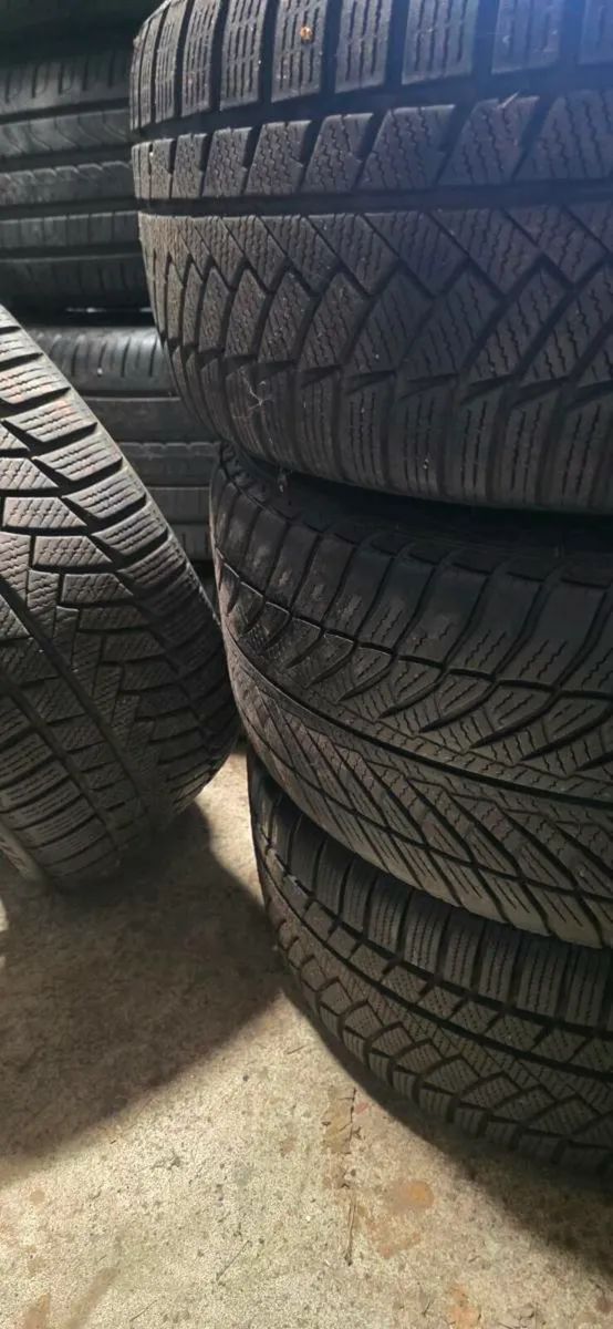 Genuine 18" bmw alloys - Image 4