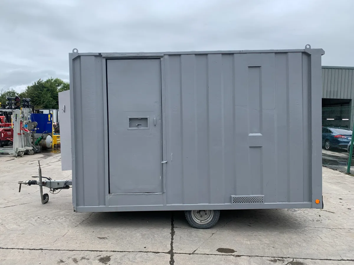 SINGLE AXLE WELFARE UNIT FOR AUCTION - NAAS - Image 2