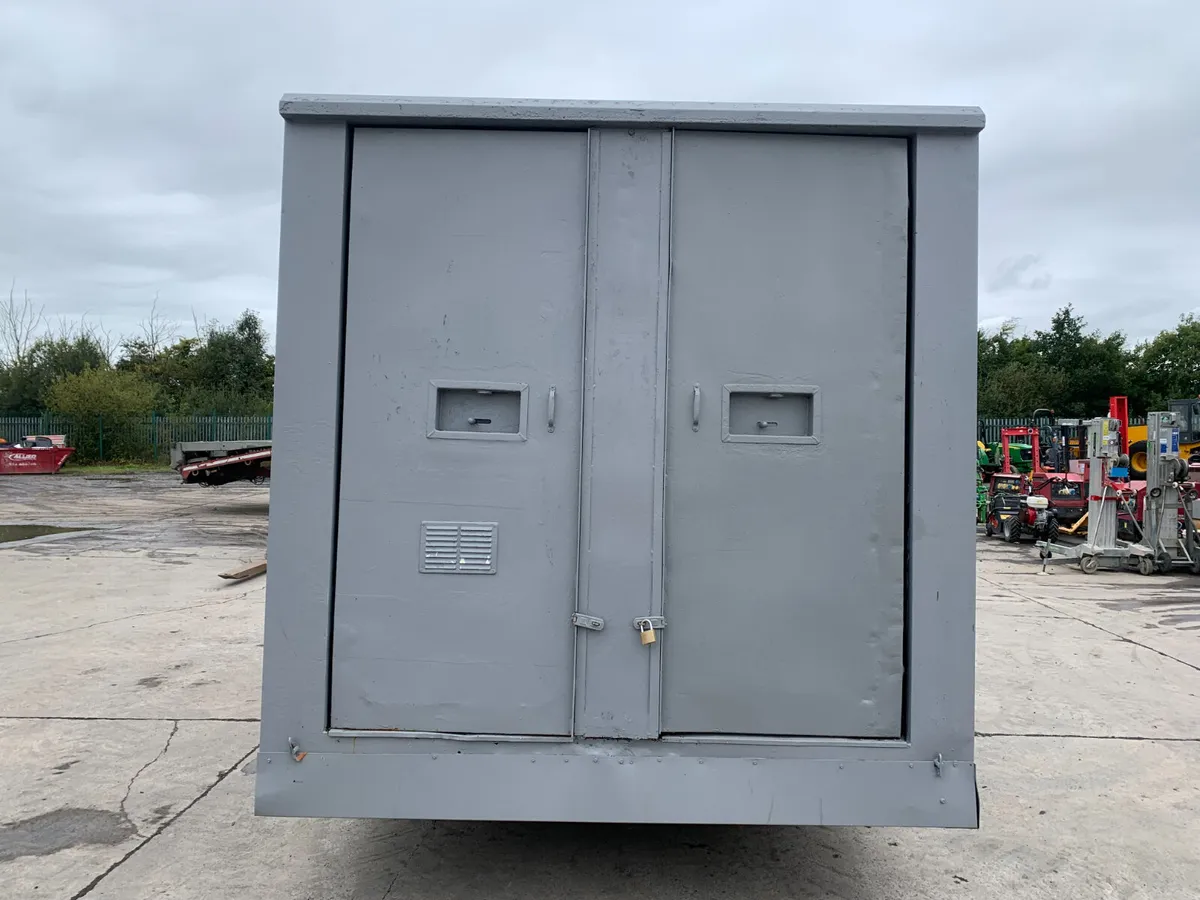 SINGLE AXLE WELFARE UNIT FOR AUCTION - NAAS - Image 4