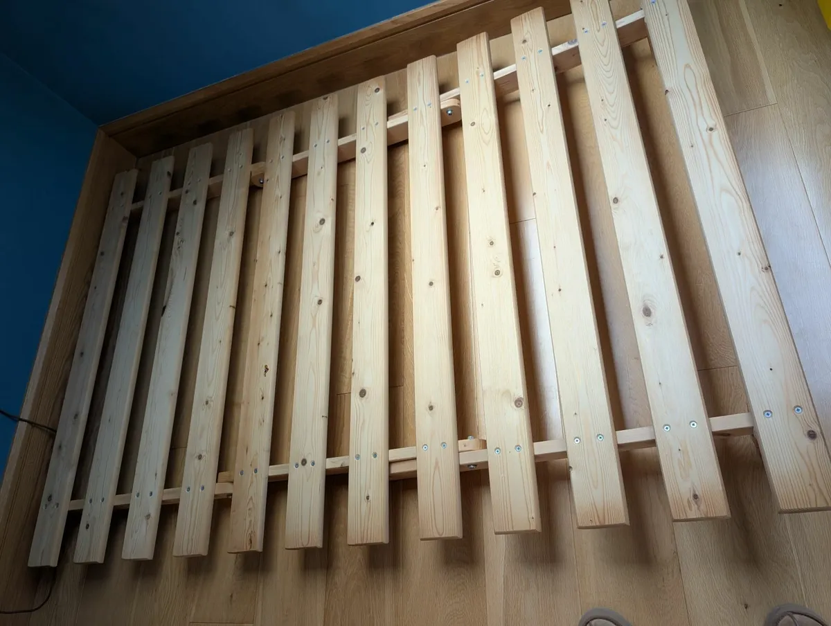 Futon bed - Image 2