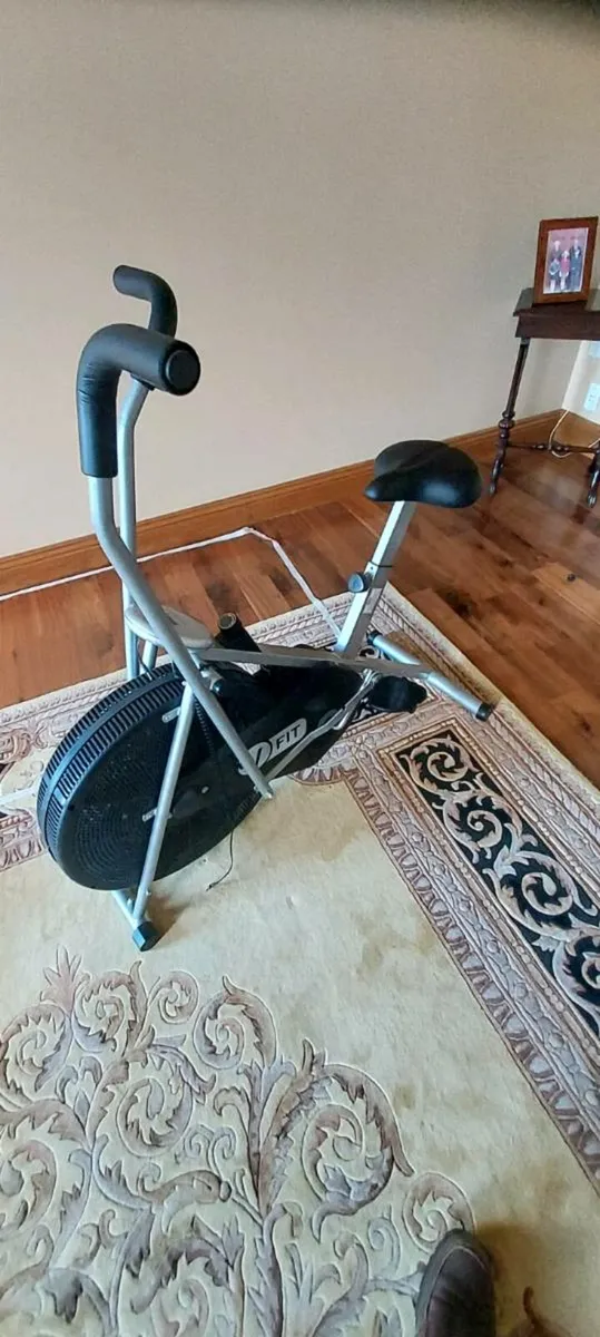 Exercise bike - Image 3