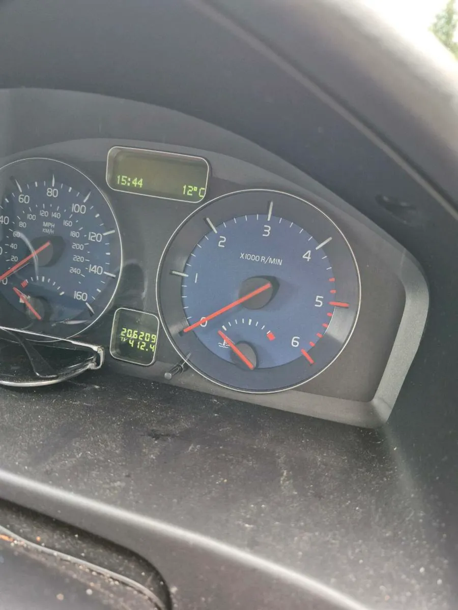 Volvo V50 R design - Image 3