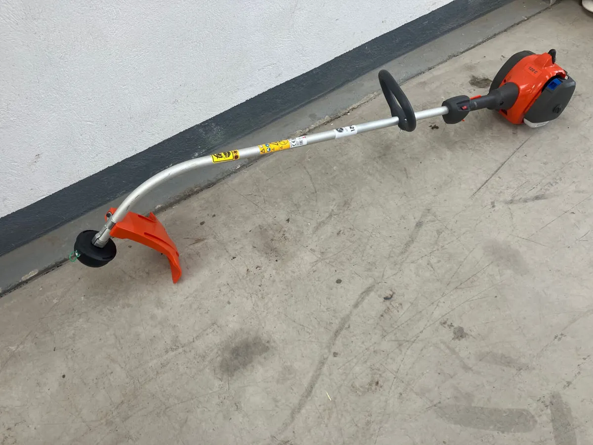 New Husqvarna Strimmer **Online Auction** - Image 1