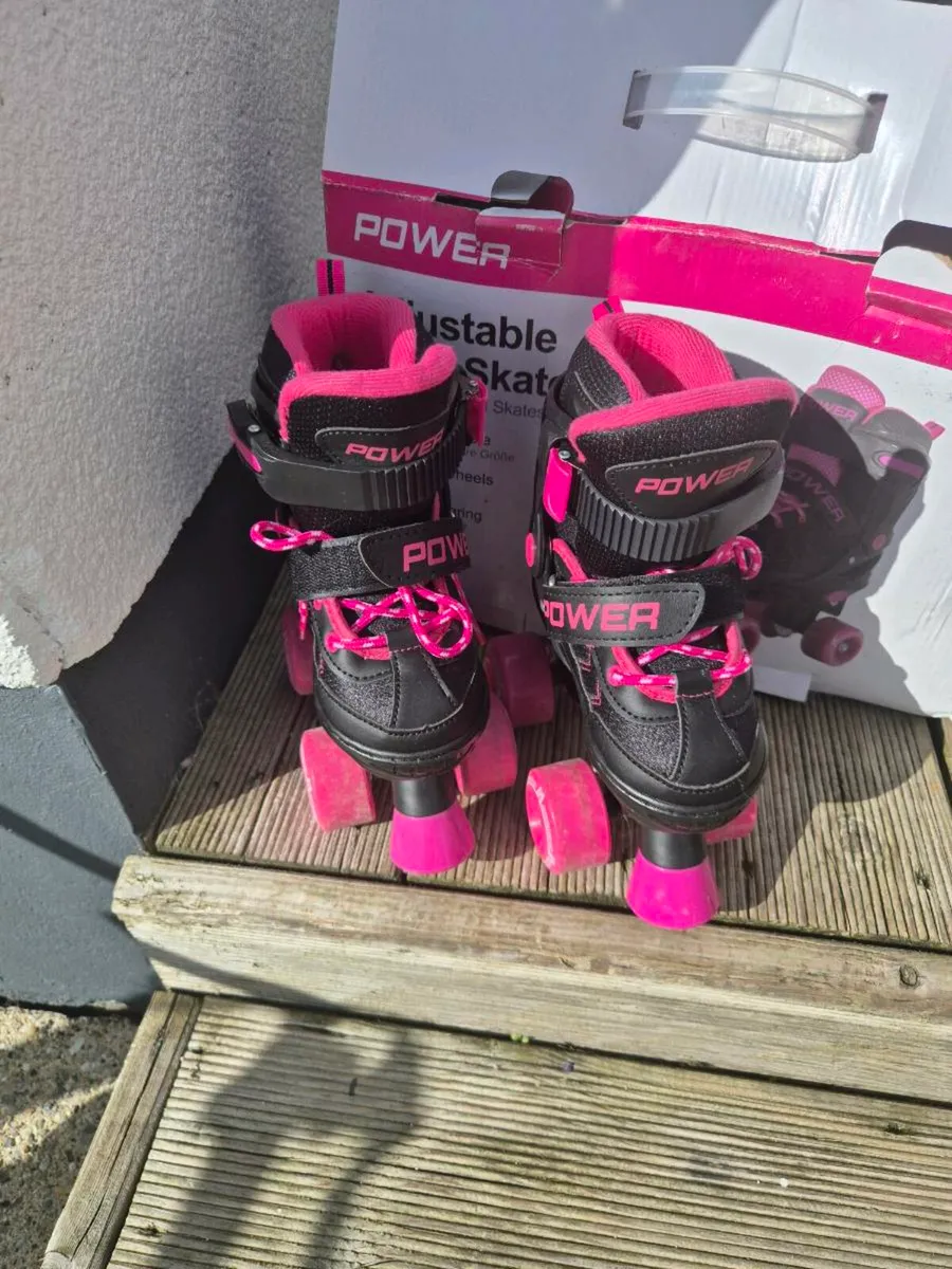 Skates like new - Image 1