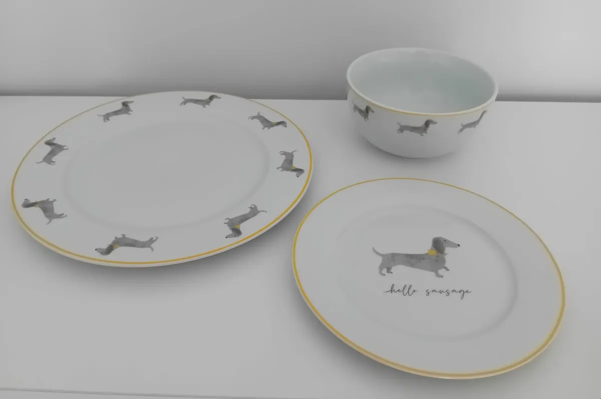Sausage Dog Dinnerware Set (12 piece) - Image 2