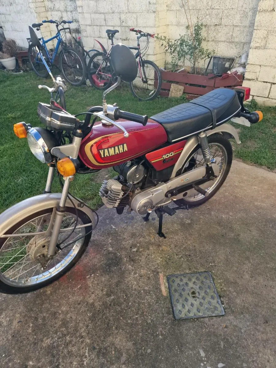 Yamaha yb 100 deluxe model - Image 4