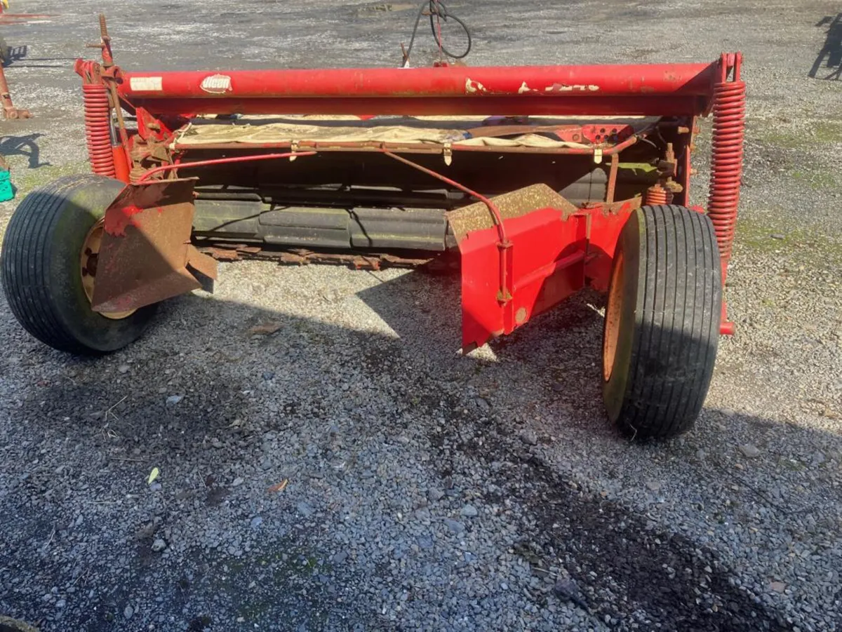 Vicon 8FT Trailed Mower **Online Auction** - Image 3