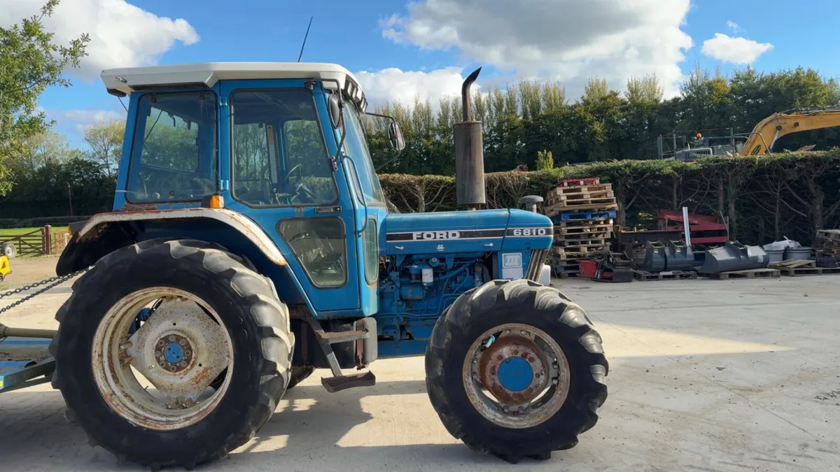 Ford 6810 - Image 3