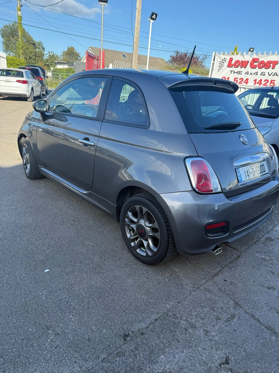 Car - Image 2