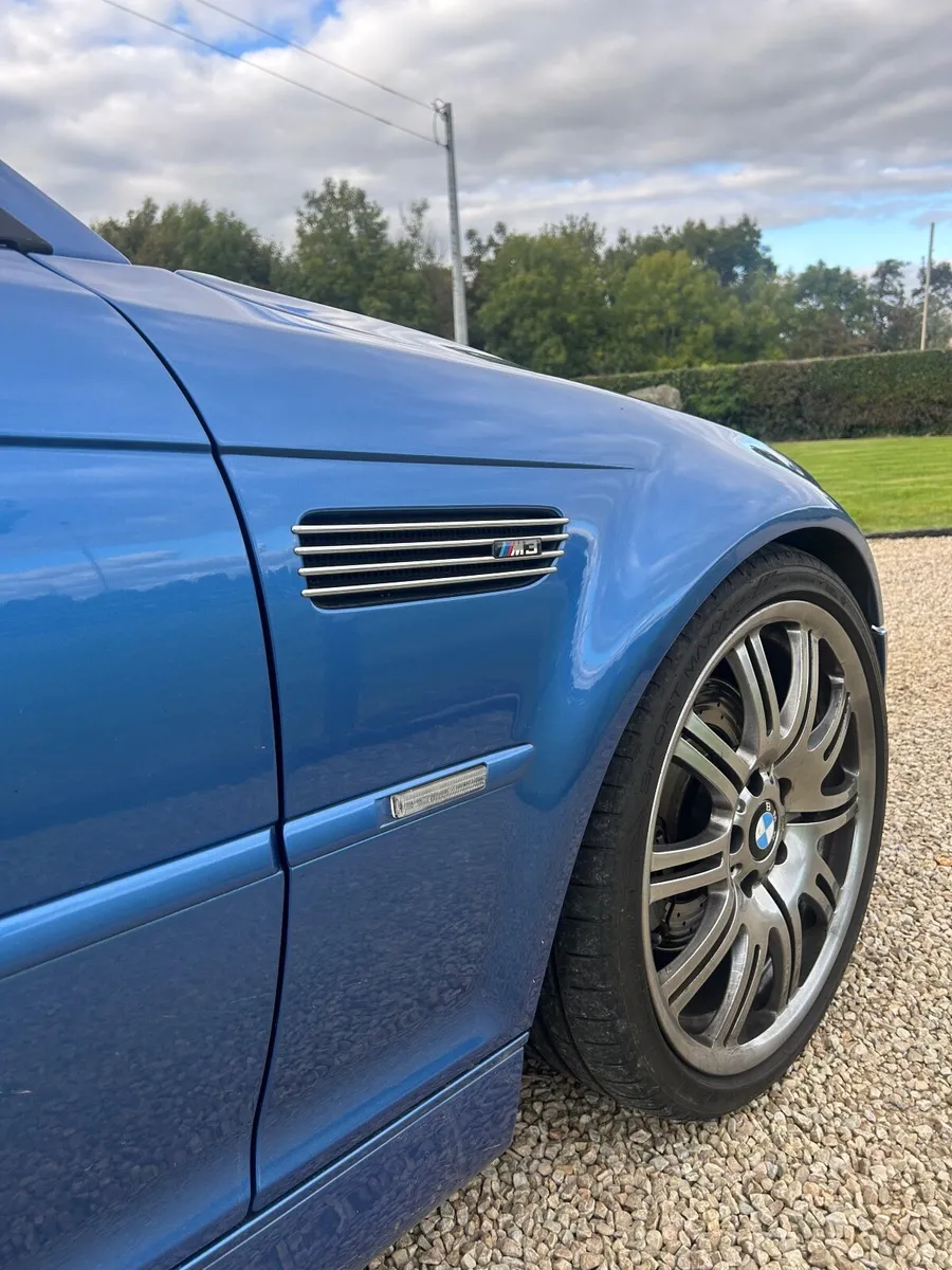 BMW M3 2002 - Image 2
