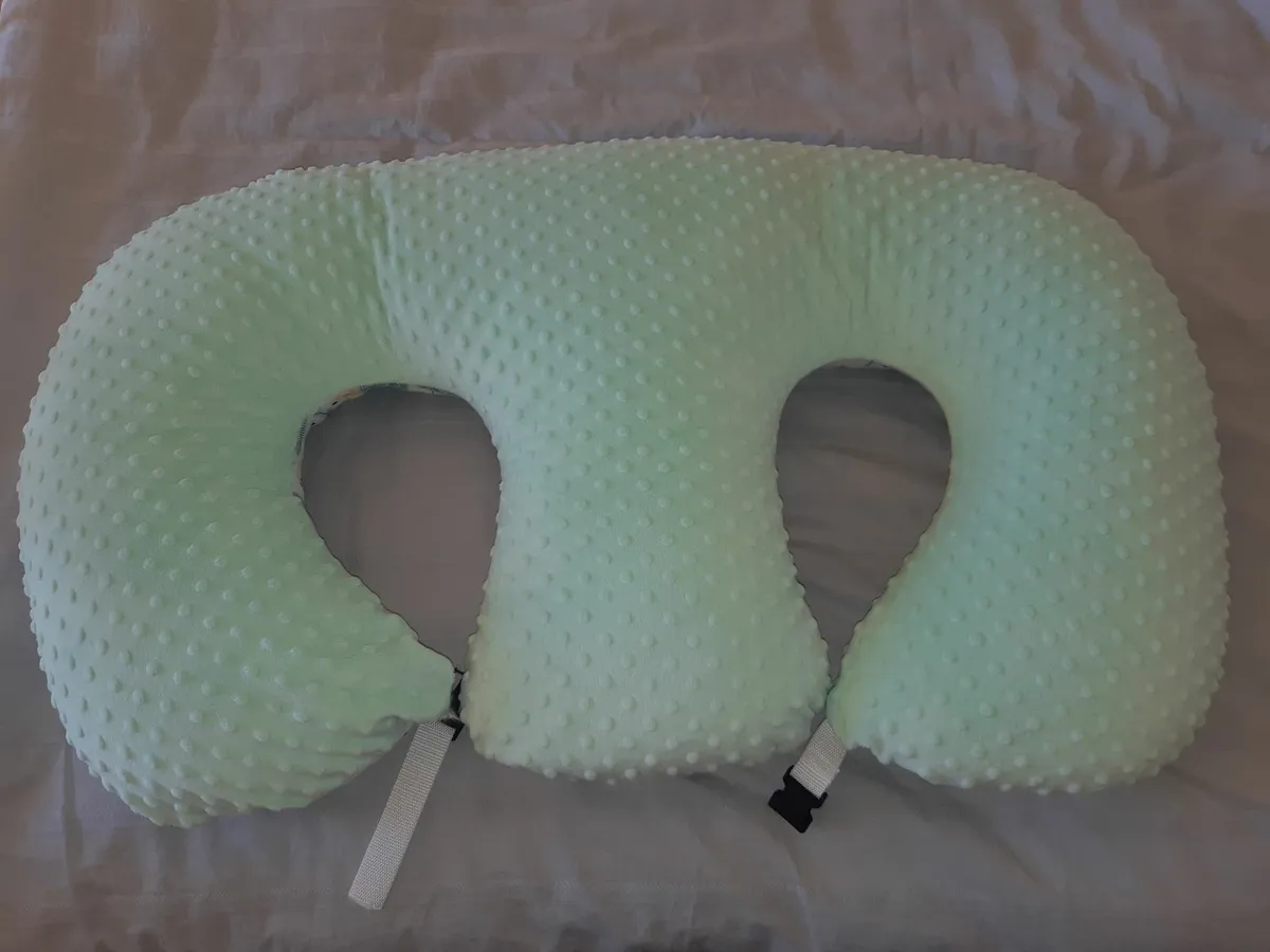 Handmade twin nursing pillow - Image 2