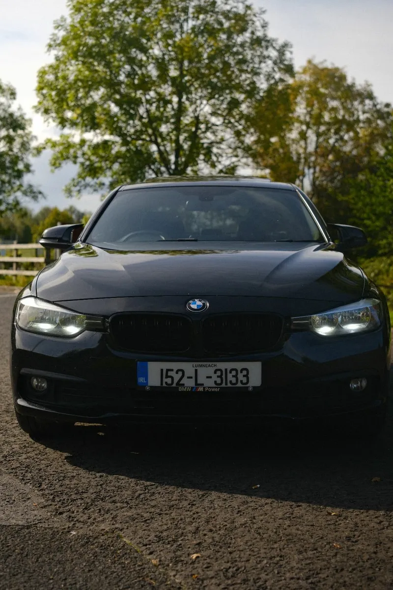 2015(152) BMW F30 B47 Sunroof Hk - Image 2