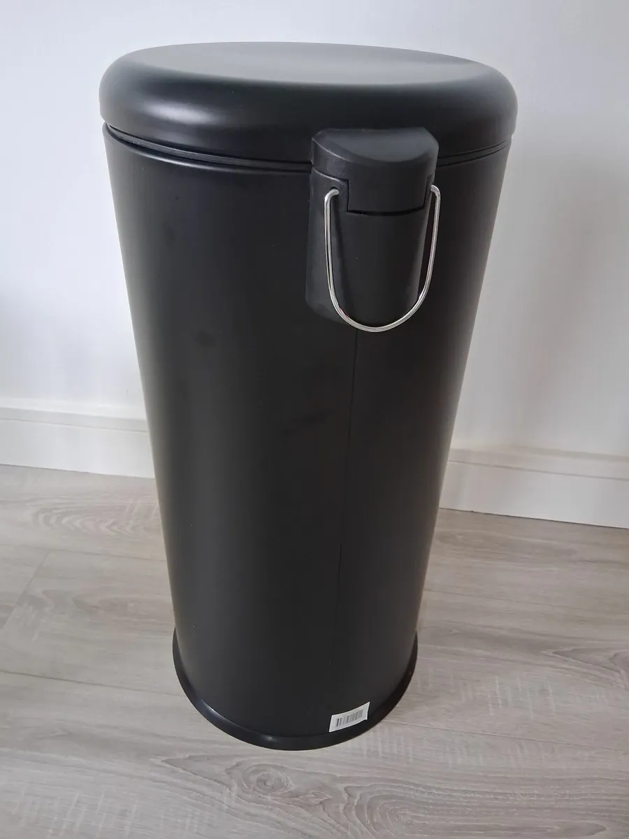 Bin - Image 2