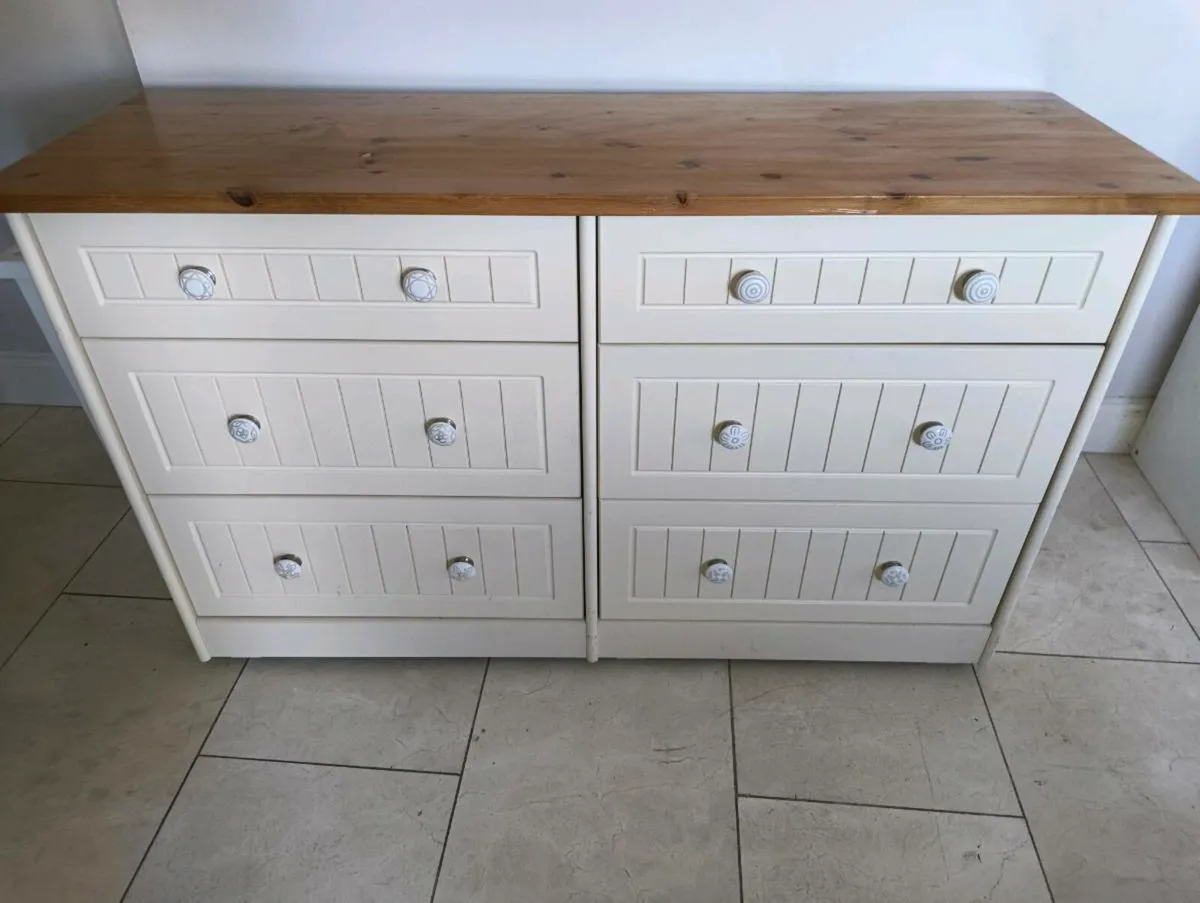 Cream chest of drawers - Image 1