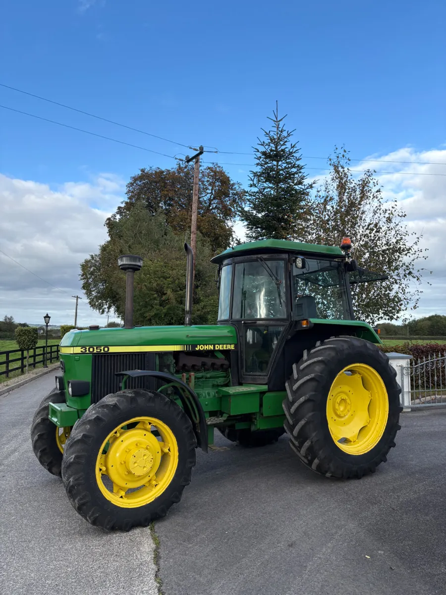 John Deere 3050 Tractor - Image 4