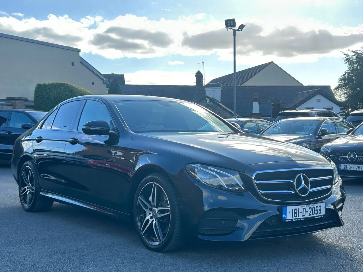 181 Mercedes-Benz E220 AMG 4 Matic *Night Pack* - Image 3