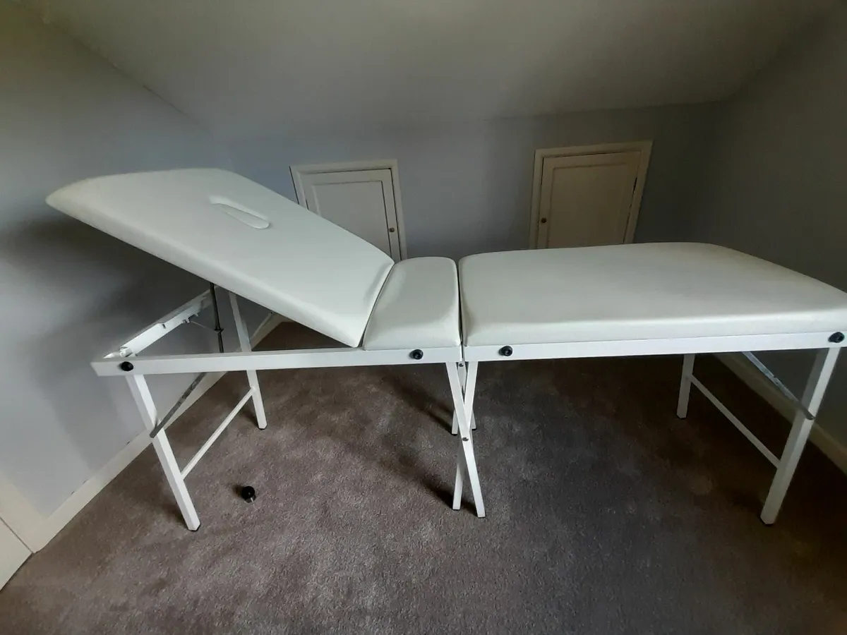Quantis professional mobile Massage table - Image 3
