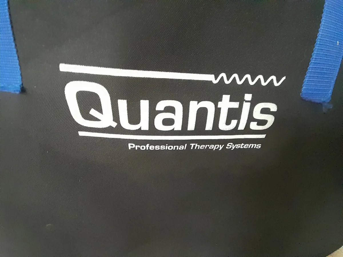Quantis professional mobile Massage table - Image 4