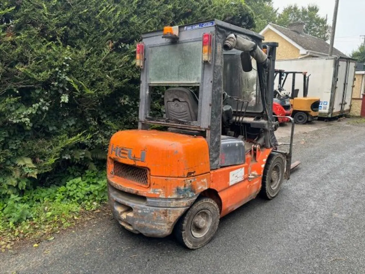 Diesel Forklifts - Image 3