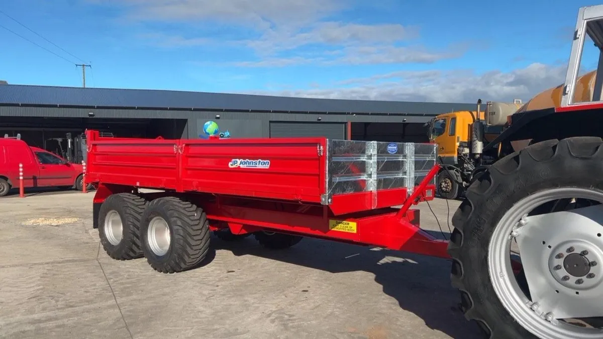 New Johnston 14ft x 7ft Tipping Trailer - Image 1